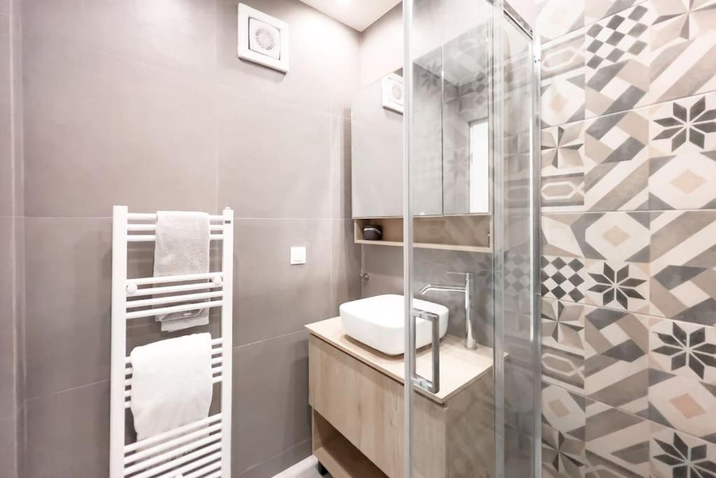 Luxury Studio With Garden Next To Acropolis Athens Exterior photo