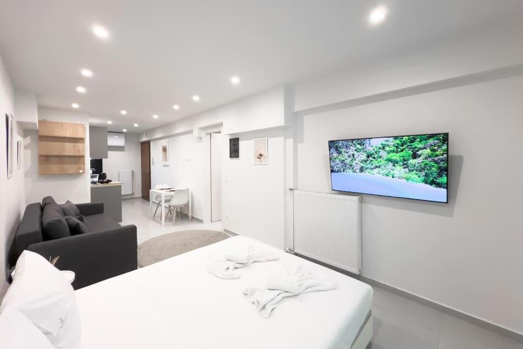 Luxury Studio With Garden Next To Acropolis Athens Exterior photo