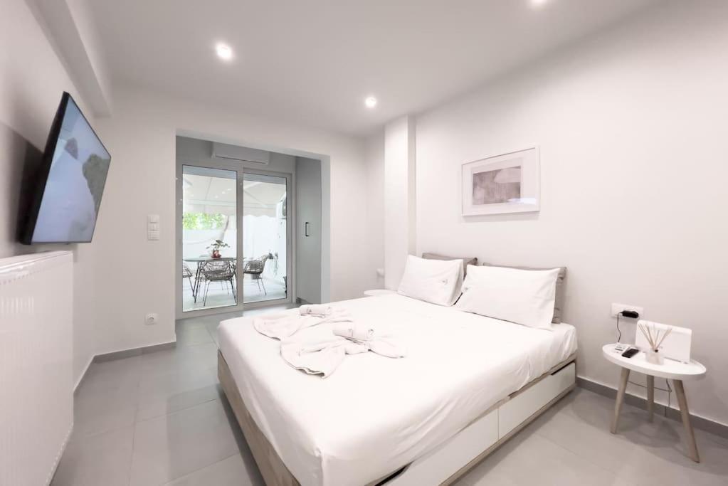 Luxury Studio With Garden Next To Acropolis Athens Exterior photo