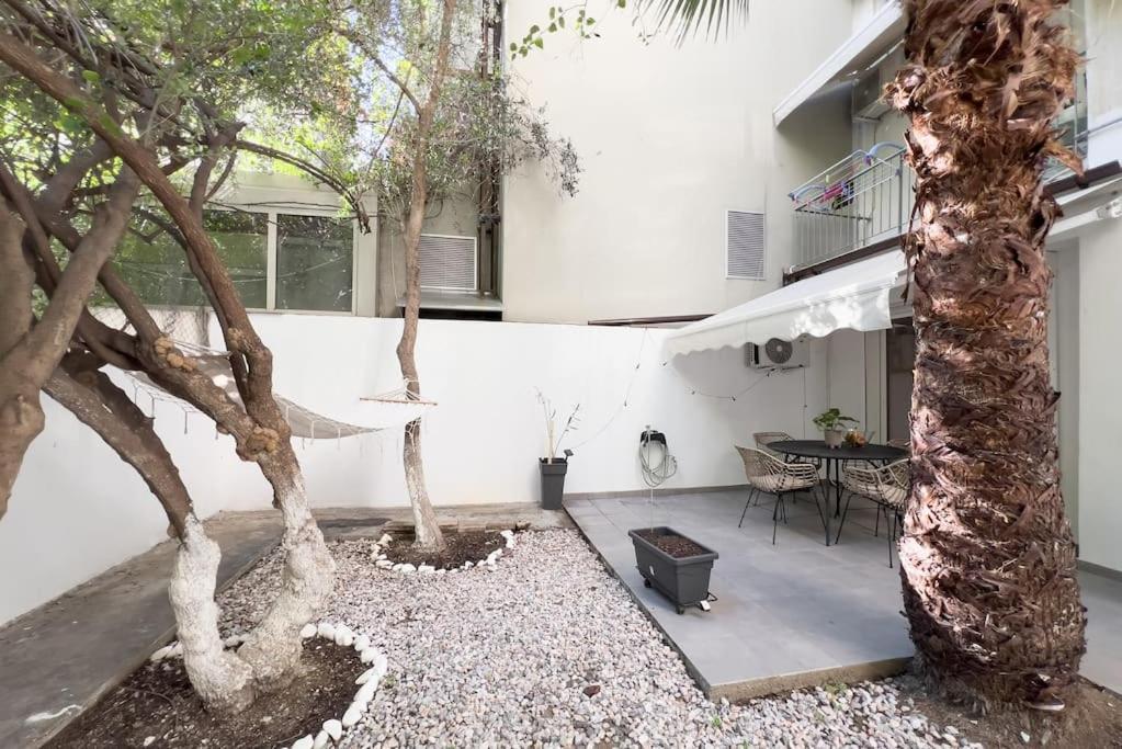 Luxury Studio With Garden Next To Acropolis Athens Exterior photo